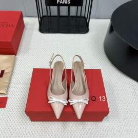 Picture of Valentino Shoes _SKUValentinosz35-405CMYM030520179
